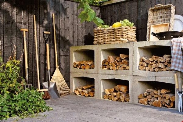 Van grijs naar groen: creatieve ideeën voor beton in je tuin